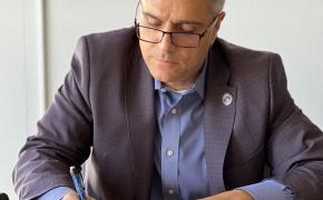 Mayor Bob DaSilva signs FY 22-223 Budget Ordinance