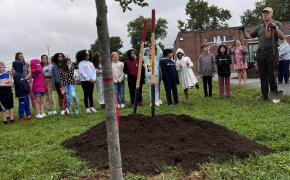 Orlo Avenue Elementary Students learn how to plant a tree 